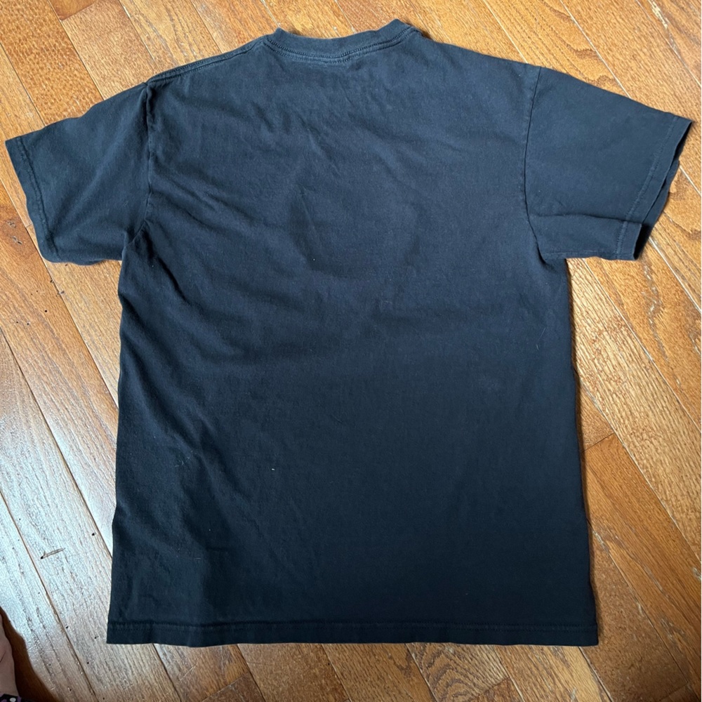 Power in the Blood Graphic T-Shirt, Size Large - Picture 4 of 4